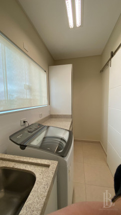 Imagem Casa com 3 Quartos à Venda, 387 m² em Cedros - Camboriú Imagem Casa com 3 Quartos à Venda, 387 m² em Cedros - Camboriú