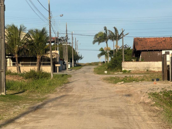 Imagem Casa com 3 Quartos à Venda, 81 m² em Salinas - Balneário Barra Do Sul Imagem Casa com 3 Quartos à Venda, 81 m² em Salinas - Balneário Barra Do Sul