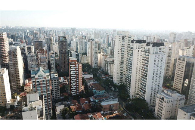 Imagem Imóvel com 3 Quartos à Venda, em Pinheiros - São Paulo Imagem Imóvel com 3 Quartos à Venda, em Pinheiros - São Paulo