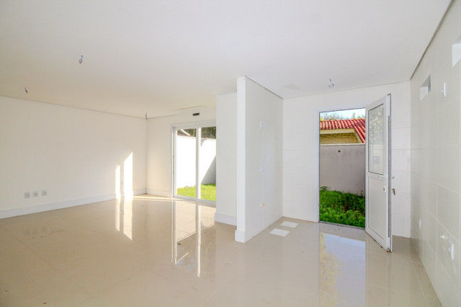 Imagem Imóvel com 3 Quartos à Venda, em Tristeza - Porto Alegre Imagem Imóvel com 3 Quartos à Venda, em Tristeza - Porto Alegre