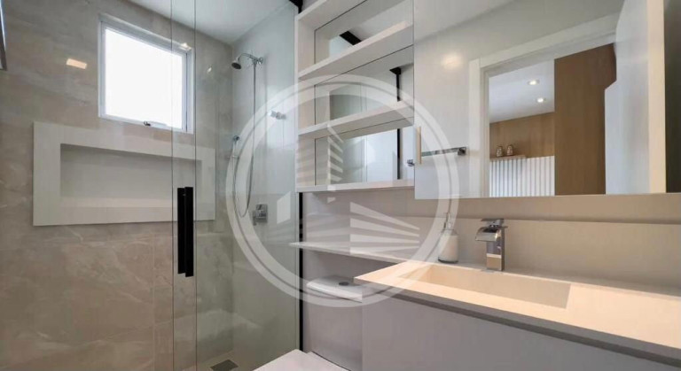 Imagem Apartamento com 4 Quartos à Venda, 151 m² em Centro - Balneário Camboriú Imagem Apartamento com 4 Quartos à Venda, 151 m² em Centro - Balneário Camboriú