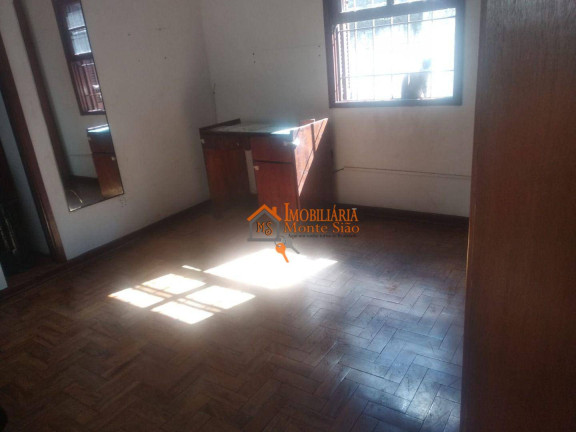 Imagem Casa com 3 Quartos à Venda, 250 m² em Jardim Cumbica - Guarulhos Imagem Casa com 3 Quartos à Venda, 250 m² em Jardim Cumbica - Guarulhos