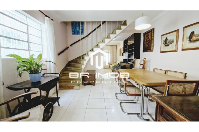 Imagem Casa com 3 Quartos à Venda, 177 m² em Vila Nova Conceição - São Paulo Imagem Casa com 3 Quartos à Venda, 177 m² em Vila Nova Conceição - São Paulo