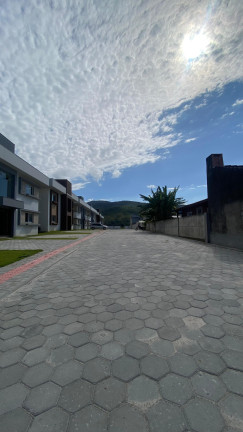 Apartamento com 2 Quartos à Venda, 70 m² em Ambrósio - Garopaba
