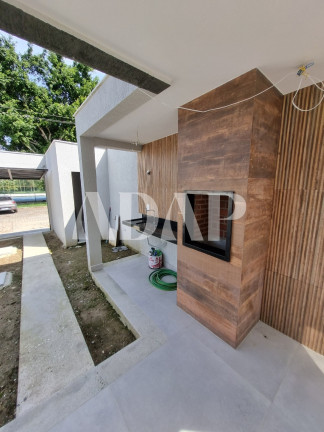 Imagem Casa com 4 Quartos à Venda, 192 m² em Vargem Grande - Rio De Janeiro