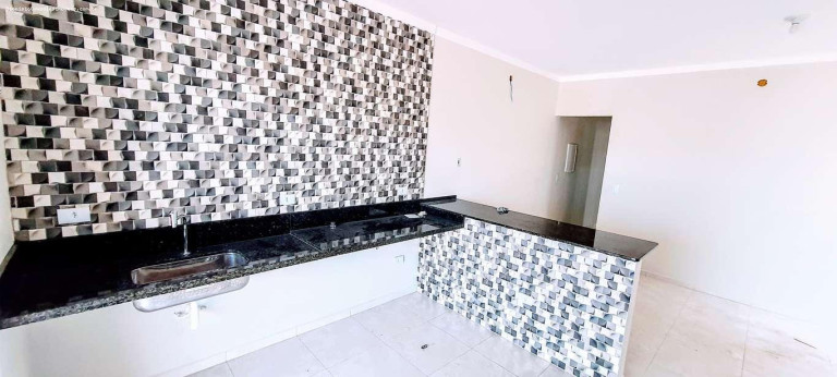 Imagem Casa com 2 Quartos à Venda, 70 m² em Flora Rica 2 - Peruíbe