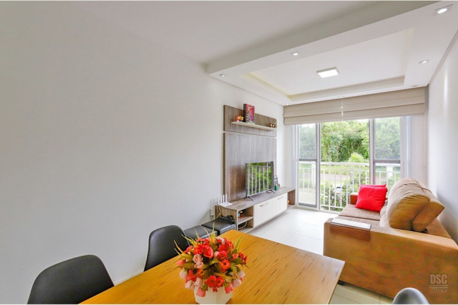 Imagem Imóvel com 2 Quartos à Venda, 58 m² em Vila Nova - Porto Alegre Imagem Imóvel com 2 Quartos à Venda, 58 m² em Vila Nova - Porto Alegre