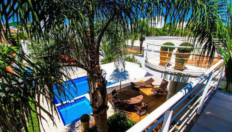 Imagem Casa com 4 Quartos à Venda, 280 m² em Jurerê Internacional - Florianópolis