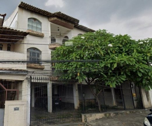 Imagem Casa com 4 Quartos à Venda, 225 m² em Bento Ribeiro - Rio De Janeiro Imagem Casa com 4 Quartos à Venda, 225 m² em Bento Ribeiro - Rio De Janeiro