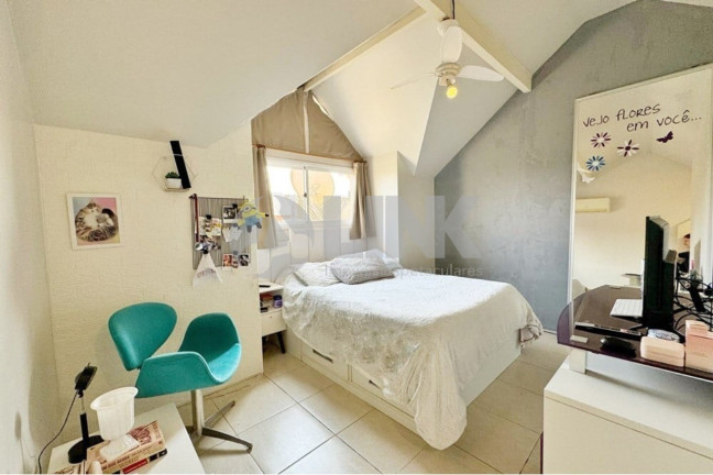 Imagem Imóvel com 4 Quartos à Venda, em Sarandi - Porto Alegre Imagem Imóvel com 4 Quartos à Venda, em Sarandi - Porto Alegre