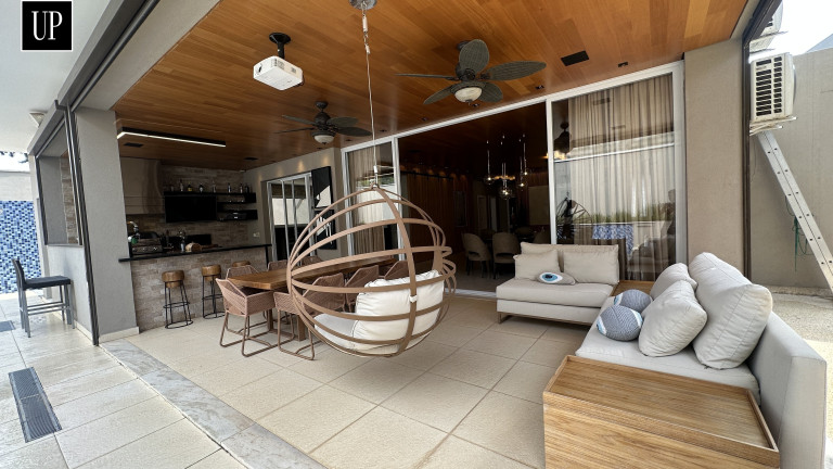 Imagem Casa com 4 Quartos à Venda, 450 m² em Alphaville - Santana De Parnaíba Imagem Casa com 4 Quartos à Venda, 450 m² em Alphaville - Santana De Parnaíba