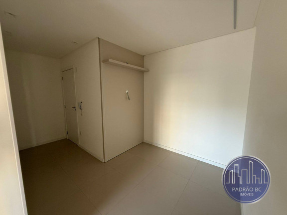 Apartamento com 3 Quartos para Alugar, 70 m² em Itapema