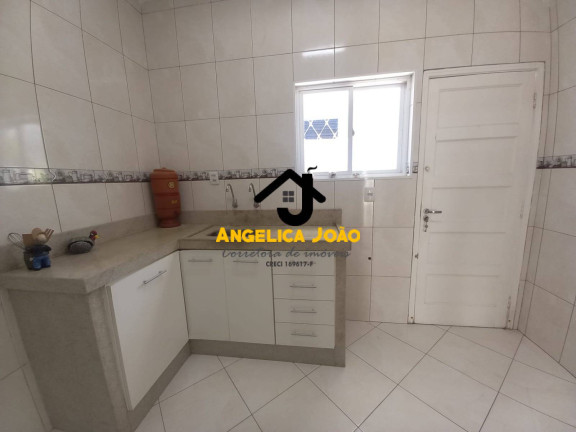 Imagem Casa com 2 Quartos à Venda, 71 m² em Embare - Santos