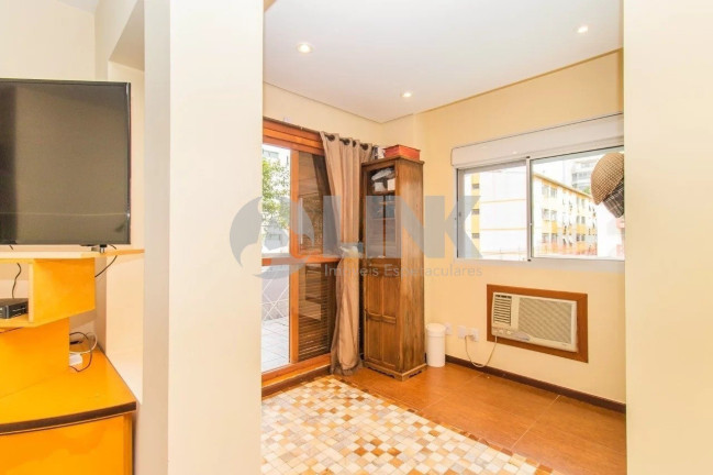 Imagem Imóvel com 3 Quartos à Venda, 233 m² em Mont Serrat - Porto Alegre