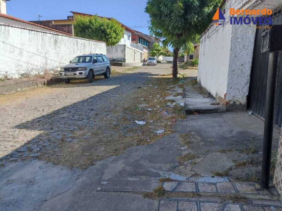 Imagem Casa com 3 Quartos à Venda, 120 m² em Centro - Cascavel Imagem Casa com 3 Quartos à Venda, 120 m² em Centro - Cascavel