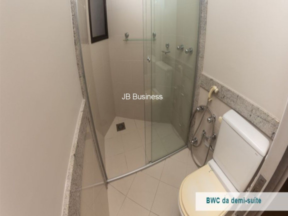 Imagem Imóvel com 3 Quartos à Venda, 250 m² em Centro - Balneário Camboriú Imagem Imóvel com 3 Quartos à Venda, 250 m² em Centro - Balneário Camboriú