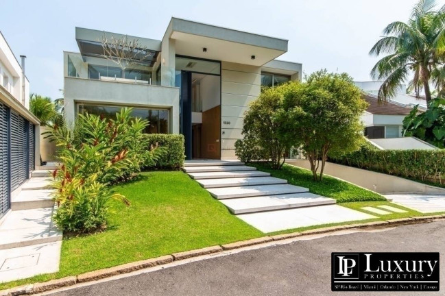 Imagem Casa com 8 Quartos à Venda, 647 m² em Tabatinga - Caraguatatuba Imagem Casa com 8 Quartos à Venda, 647 m² em Tabatinga - Caraguatatuba