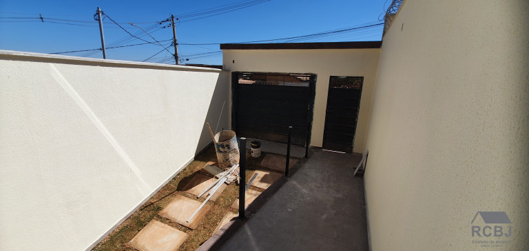 Imagem Casa com 3 Quartos à Venda, em São Pedro - Esmeraldas Imagem Casa com 3 Quartos à Venda, em São Pedro - Esmeraldas