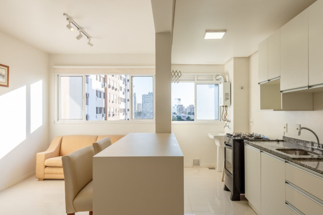 Imagem Apartamento com 2 Quartos à Venda, 58 m² em Passo Da Areia - Porto Alegre