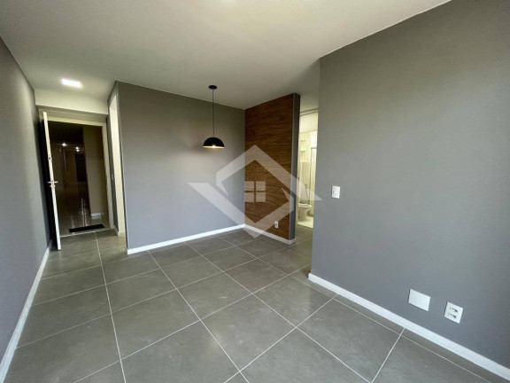 Imagem Apartamento com 2 Quartos à Venda, 50 m² em Jacarepaguá - Rio De Janeiro
