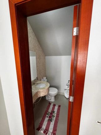 Imagem Casa com 3 Quartos à Venda, 215 m² em Jardim Califórnia - Cuiabá Imagem Casa com 3 Quartos à Venda, 215 m² em Jardim Califórnia - Cuiabá