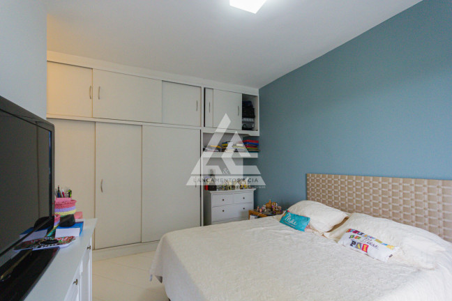 Imagem Apartamento com 4 Quartos à Venda, 205 m² em Barra Da Tijuca - Rio De Janeiro