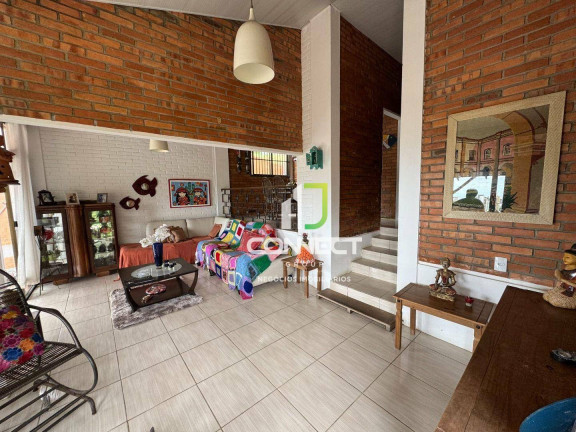 Imagem Casa com 5 Quartos à Venda, 270 m² em Fazenda - Itajaí Imagem Casa com 5 Quartos à Venda, 270 m² em Fazenda - Itajaí