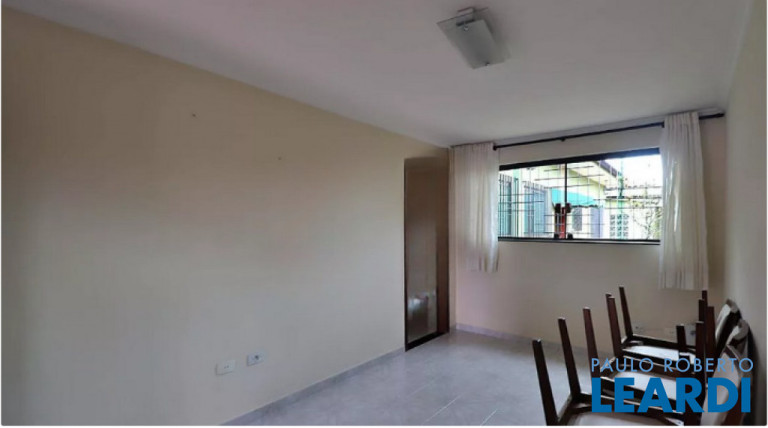 Imagem Casa com 3 Quartos à Venda, 130 m² em Jardim Stella - Santo André Imagem Casa com 3 Quartos à Venda, 130 m² em Jardim Stella - Santo André