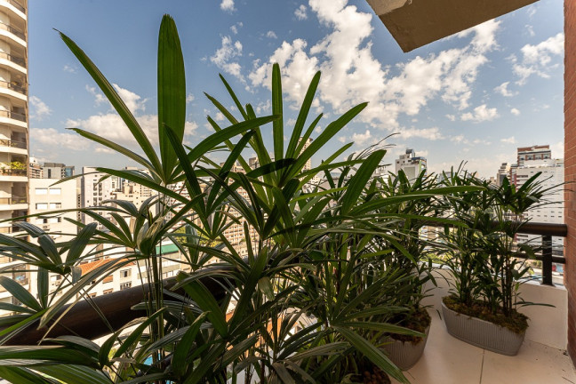 Imagem Apartamento com 2 Quartos à Venda, 143 m² em Itaim Bibi - São Paulo