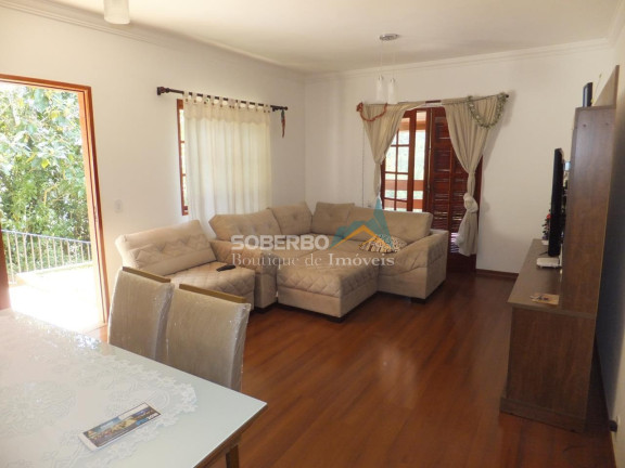 Casa com 3 Quartos à Venda, 208 m² em Albuquerque - Teresópolis
