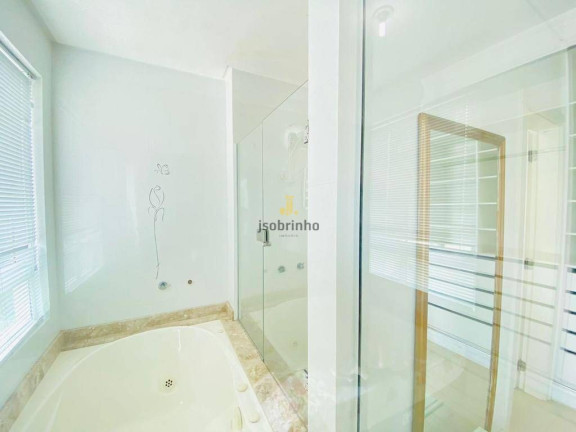 Imagem Apartamento com 3 Quartos para Temporada, 130 m² em Meia Praia - Itapema Imagem Apartamento com 3 Quartos para Temporada, 130 m² em Meia Praia - Itapema