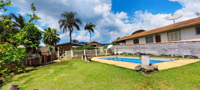 Imagem Casa com 4 Quartos à Venda, 970 m² em Jardim Centenário - Atibaia Imagem Casa com 4 Quartos à Venda, 970 m² em Jardim Centenário - Atibaia