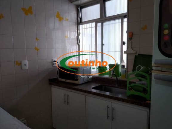 Imagem Casa com 6 Quartos à Venda, 170 m² em Vila Isabel - Rio De Janeiro Imagem Casa com 6 Quartos à Venda, 170 m² em Vila Isabel - Rio De Janeiro