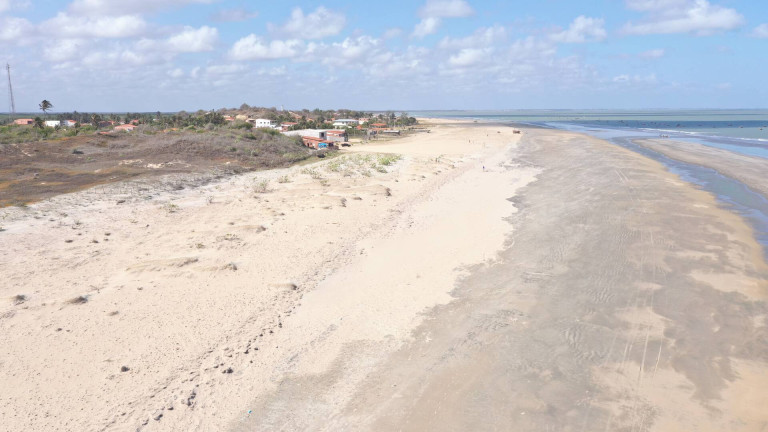 Terreno à Venda, 7.000 m² em Praia De Bitupitá - Barroquinha