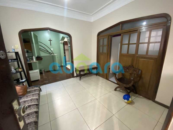 Imagem Casa com 4 Quartos à Venda, 300 m² em Copacabana - Rio De Janeiro
