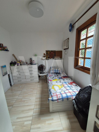 Imagem Casa com 3 Quartos à Venda, 107 m² em Vargem Pequena - Rio De Janeiro