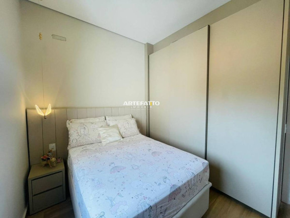 Imagem Sobrado com 4 Quartos à Venda, 250 m² Imagem Sobrado com 4 Quartos à Venda, 250 m²