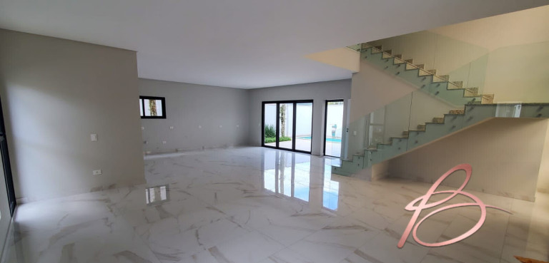 Imagem Casa com 4 Quartos à Venda, 250 m² em Barra - Balneário Camboriú