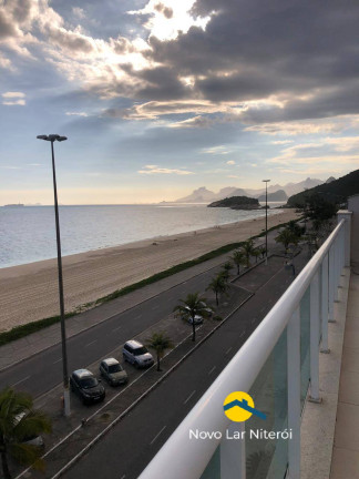 Imagem Cobertura com 3 Quartos à Venda, 215 m² em Piratininga - Niterói
