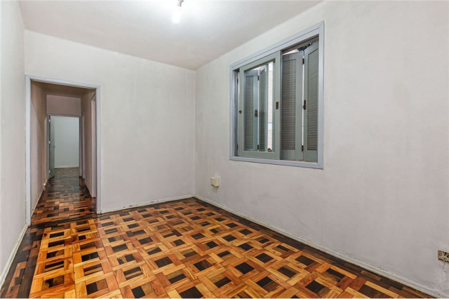 Imagem Imóvel com 1 Quarto à Venda, em Auxiliadora - Porto Alegre Imagem Imóvel com 1 Quarto à Venda, em Auxiliadora - Porto Alegre