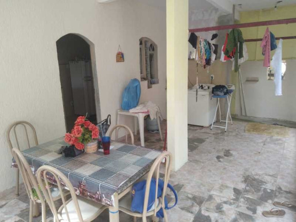 Imagem Imóvel com 4 Quartos para Alugar, 200 m² em Campo Grande - Rio De Janeiro Imagem Imóvel com 4 Quartos para Alugar, 200 m² em Campo Grande - Rio De Janeiro