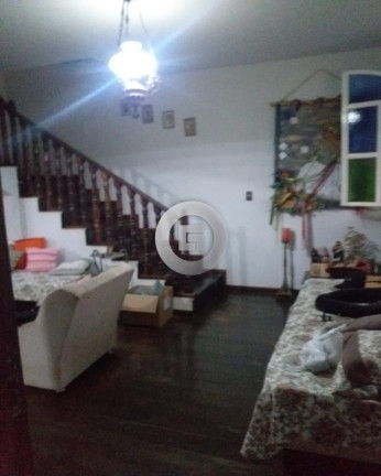 Imagem Casa com 3 Quartos à Venda, 360 m² em Todos Os Santos - Montes Claros Imagem Casa com 3 Quartos à Venda, 360 m² em Todos Os Santos - Montes Claros