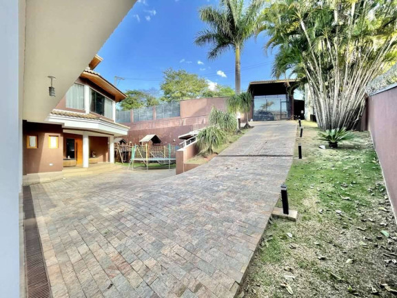 Imagem Casa com 5 Quartos à Venda, em Fazendinha - Chác. Sta. Lúcia - Carapicuíba Imagem Casa com 5 Quartos à Venda, em Fazendinha - Chác. Sta. Lúcia - Carapicuíba