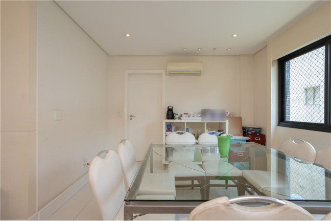 Imagem Apartamento com 4 Quartos à Venda, 235 m² em Aclimação - São Paulo Imagem Apartamento com 4 Quartos à Venda, 235 m² em Aclimação - São Paulo