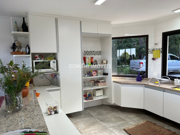 Imagem Casa com 4 Quartos à Venda, 197 m² em Região Do Alto Da Boa Vista - Campos Do Jordão Imagem Casa com 4 Quartos à Venda, 197 m² em Região Do Alto Da Boa Vista - Campos Do Jordão