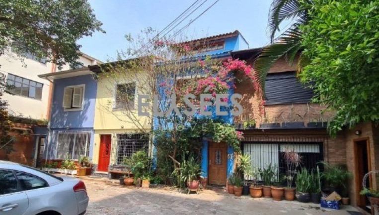 Imagem Casa com 2 Quartos à Venda, 200 m² em Vila Olímpia - São Paulo Imagem Casa com 2 Quartos à Venda, 200 m² em Vila Olímpia - São Paulo