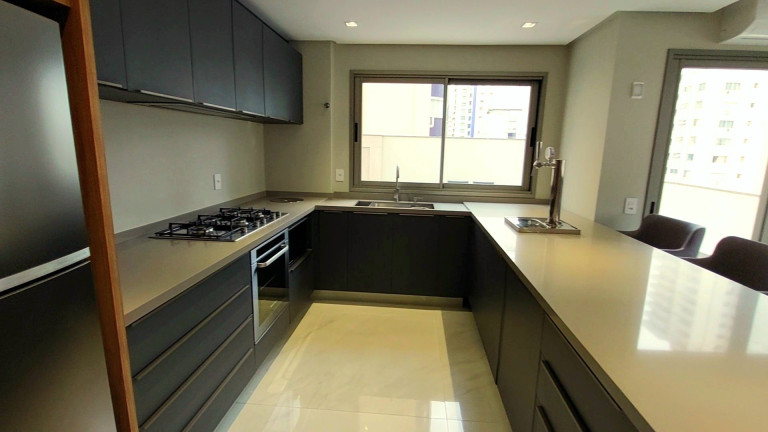 Imagem Apartamento com 4 Quartos à Venda, 131 m² em Centro - Balneário Camboriú