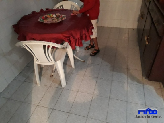 Imagem Casa com 2 Quartos à Venda, 120 m² em Marapé - Santos