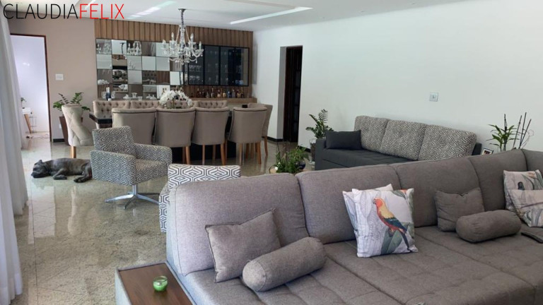 Imagem Casa com 3 Quartos à Venda, 300 m² em Canto Do Forte - Praia Grande Imagem Casa com 3 Quartos à Venda, 300 m² em Canto Do Forte - Praia Grande