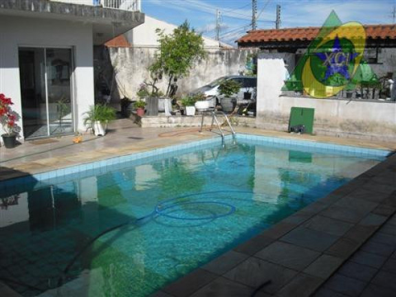 Imagem Casa com 2 Quartos à Venda, 400 m² em Jardim Nova Europa - Campinas Imagem Casa com 2 Quartos à Venda, 400 m² em Jardim Nova Europa - Campinas